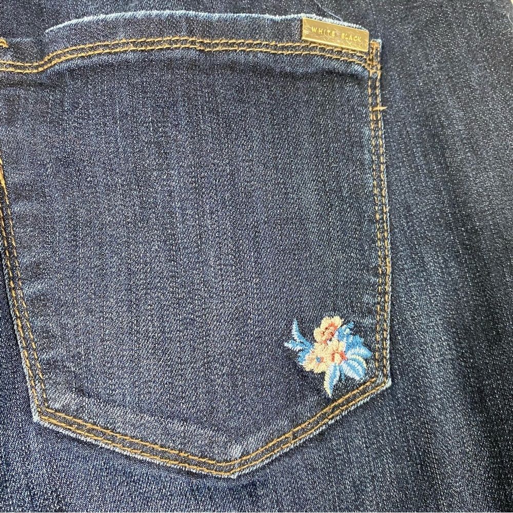 WHBM Cherry blossom tapered leg jeans sz 12 - Picture 7 of 7